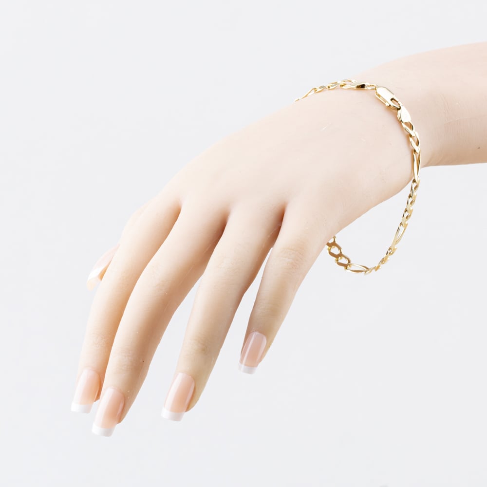 Pre-Owned 9ct Yellow Gold 8.5 Inch Figaro Chain Bracelet 41081323