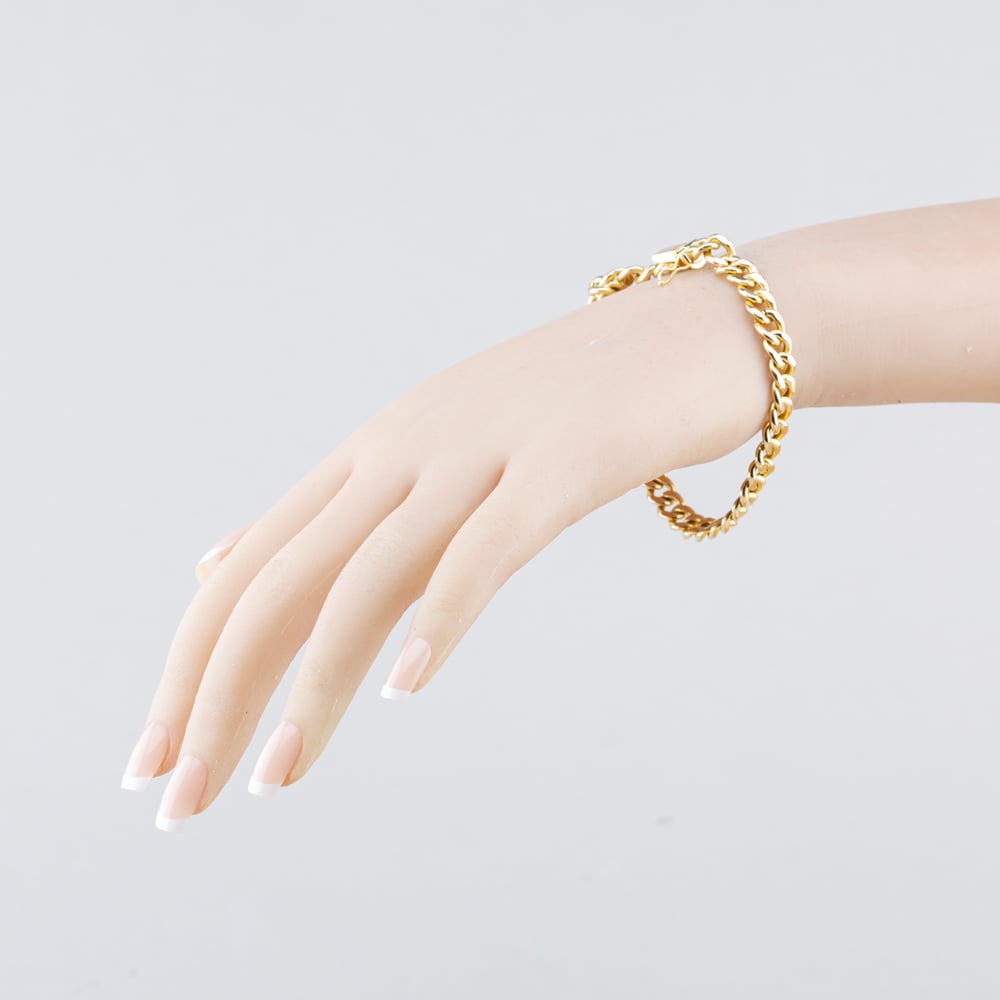 Pre-Owned 9ct Yellow Gold 8 Inch Curb Chain Bracelet 41081339