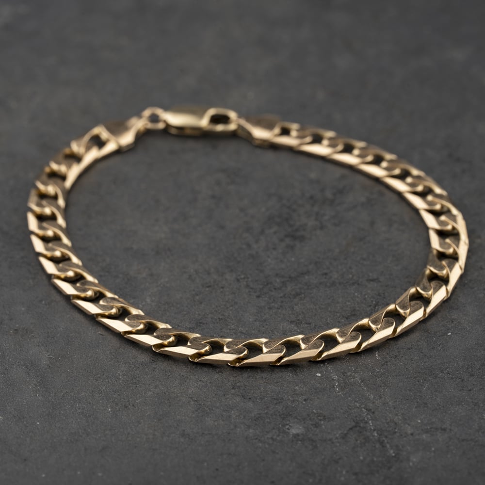 Pre-Owned 9ct Yellow Gold 7.5 Inch Curb Chain Bracelet 41081345