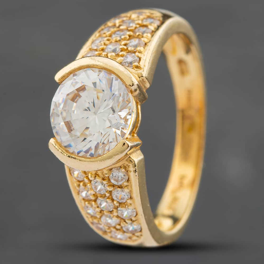 Product photograph of Pre-owned 14ct Yellow Gold Cubic Zirconia Dress Ring 41101346 from The Jewel Hut