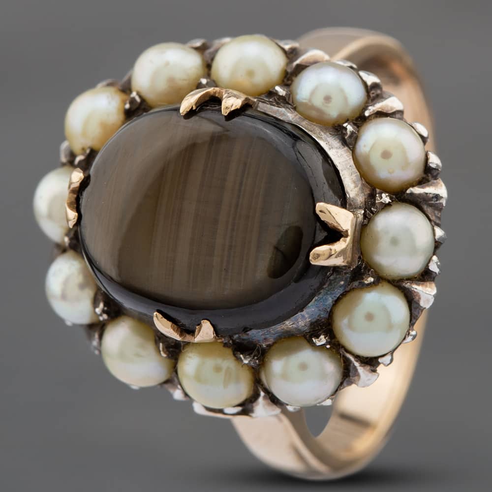 Product photograph of Pre-owned Vintage Yellow Gold Cultured Pearl Amp Star Sapphire Oval Cluster Ring 41102171 from The Jewel Hut