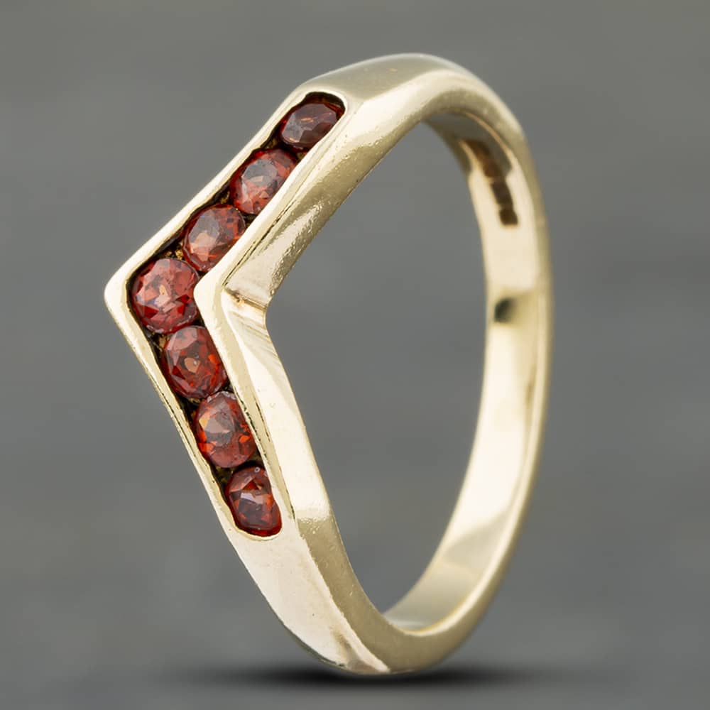 Product photograph of Pre-owned 9ct Yellow Gold Garnet Wishbone Ring 41102208 from The Jewel Hut