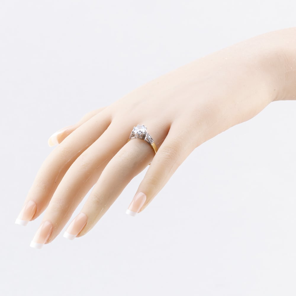 Pre-Owned 9ct Yellow Gold Cubic Zirconia Shoulder Set Solitaire Ring 41102584