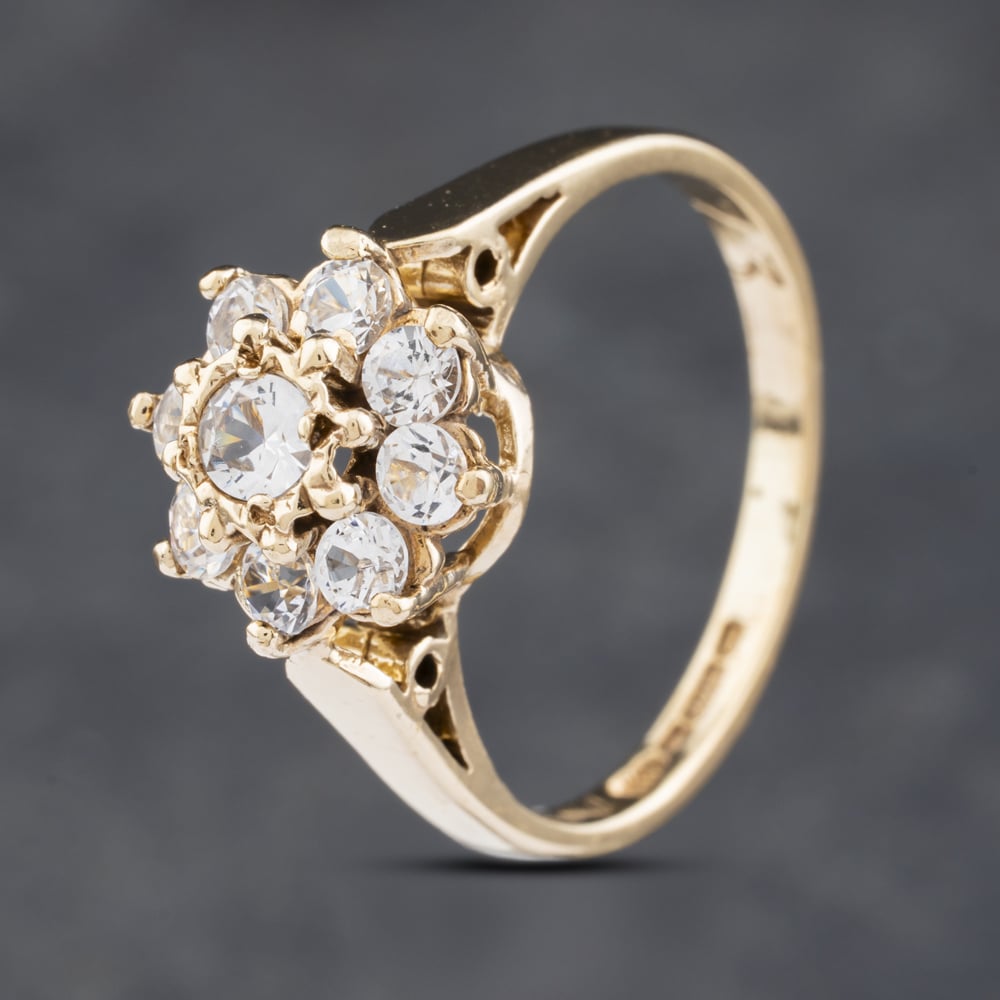 Pre-Owned 9ct Yellow Gold White Spinel Cluster Ring 41102920
