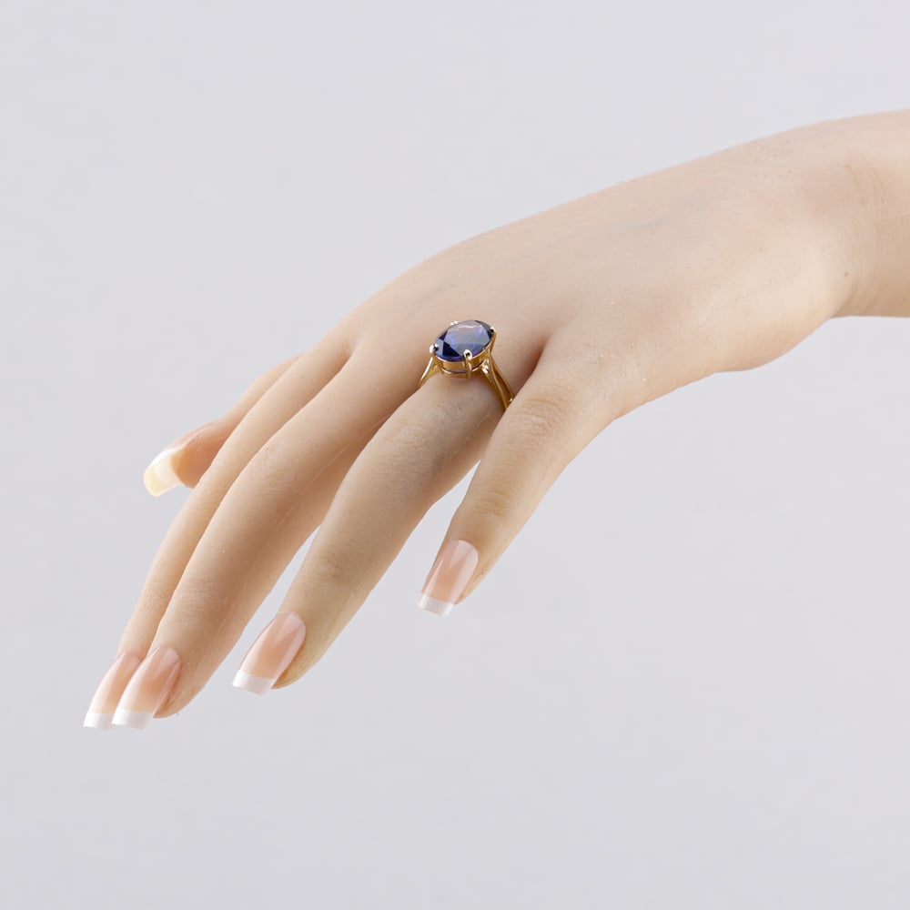 Pre-Owned 9ct Yellow Gold Colour Changing Sythetic Sapphire Oval Dress Ring 41103264
