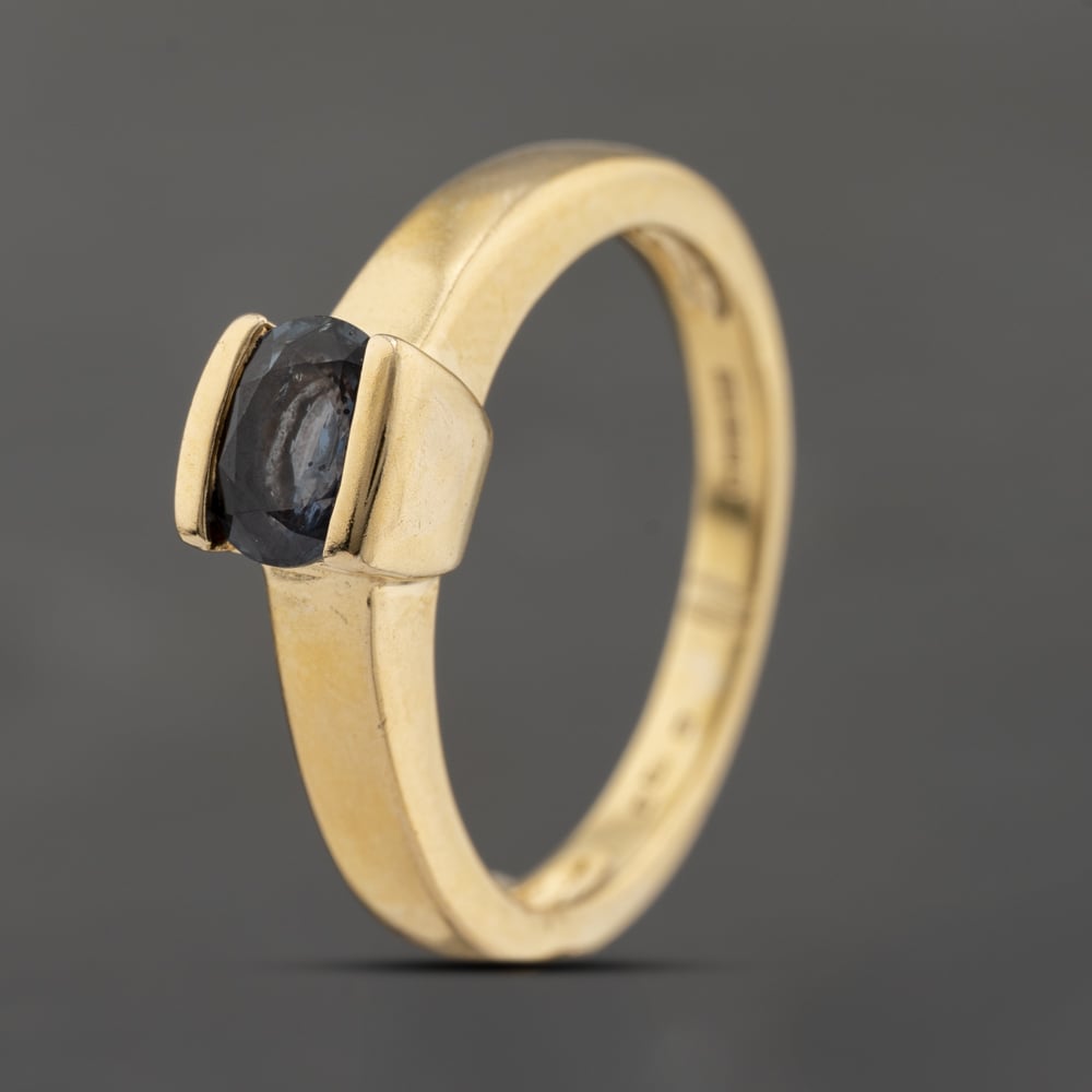 Click to view product details and reviews for Pre Owned 18ct Yellow Gold Topaz Oval Dress Ring 41103723. Click to view product details and reviews for Pre Owned 18ct Yellow Gold Topaz Oval Dress Ring 41103723.