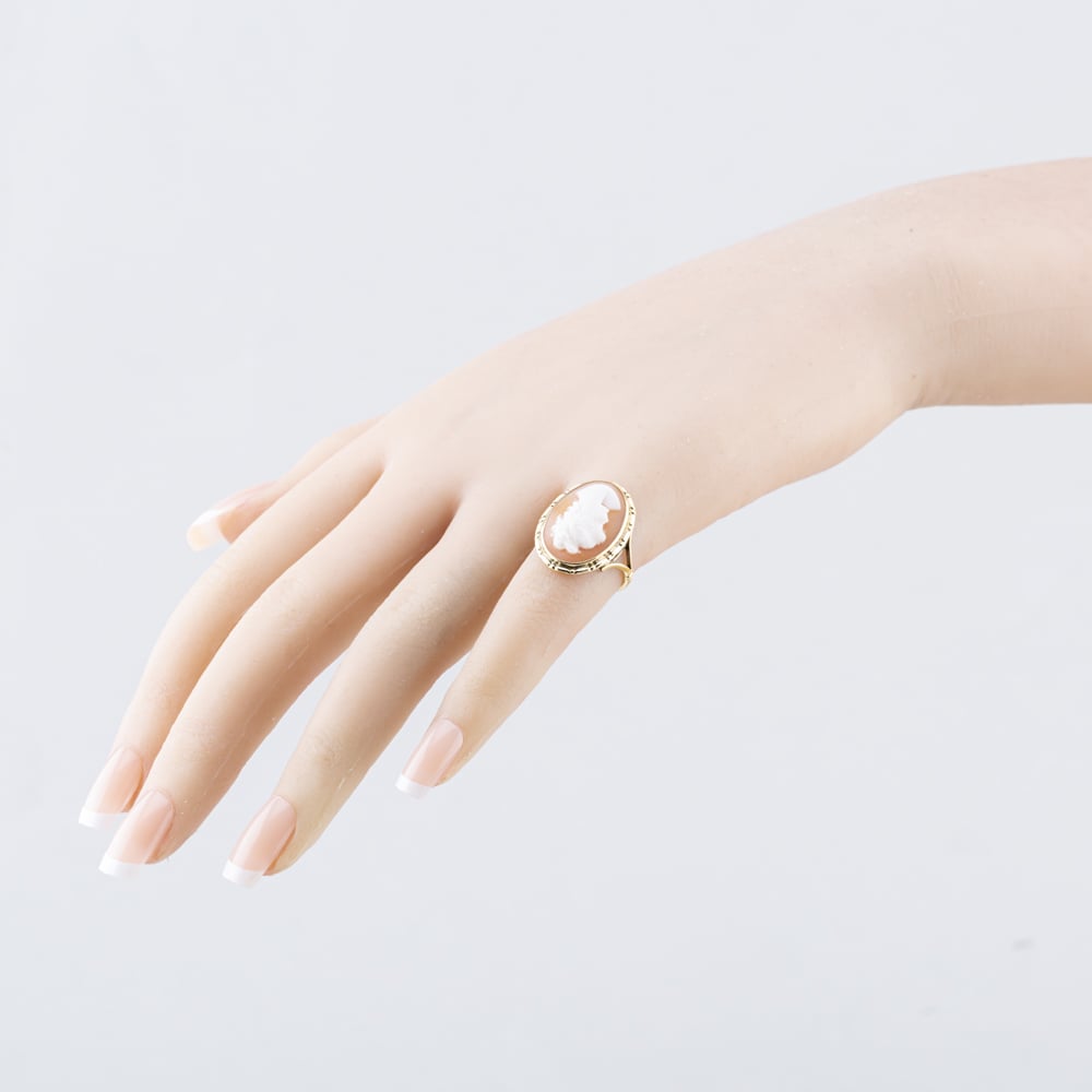 Pre-Owned Vintage Yellow Gold Cameo Oval Dress Ring 41103919