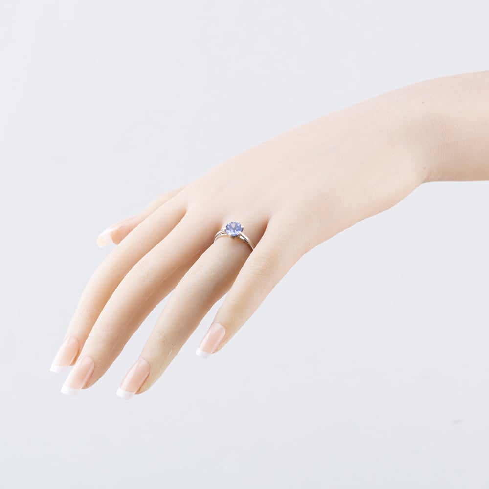 Pre-Owned 9ct White Gold Tanzanite Six Claw Dress Ring 41103925