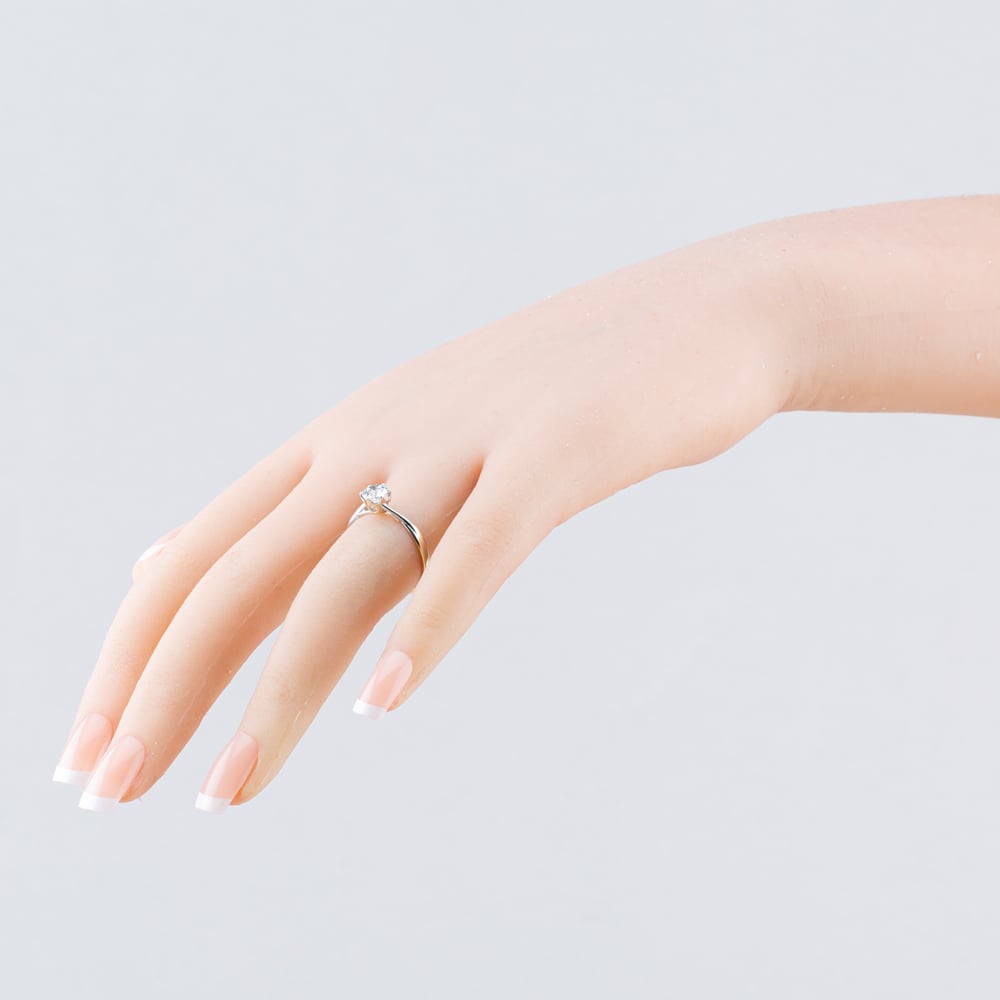 Pre-Owned 9ct White Gold Cubic Zirconia Solitaire Ring 41103975