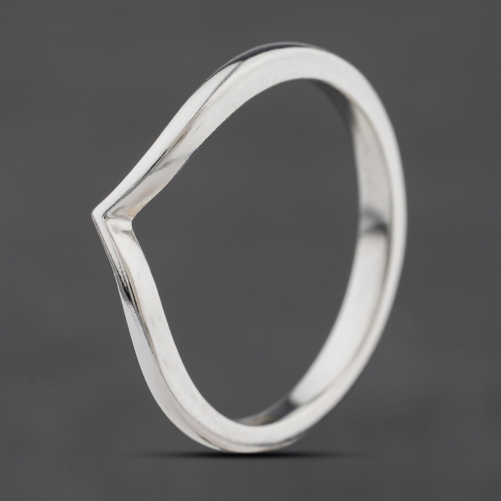 Pre-Owned 9ct White Gold Half Wishbone Ring 41104614