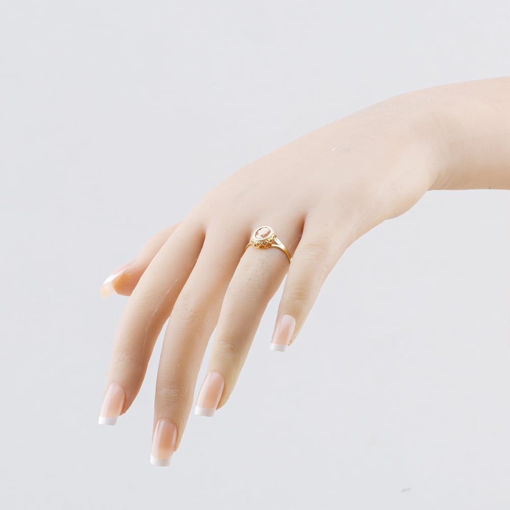 Pre-Owned 9ct Yellow Gold Cameo Oval Dress Ring 41104709