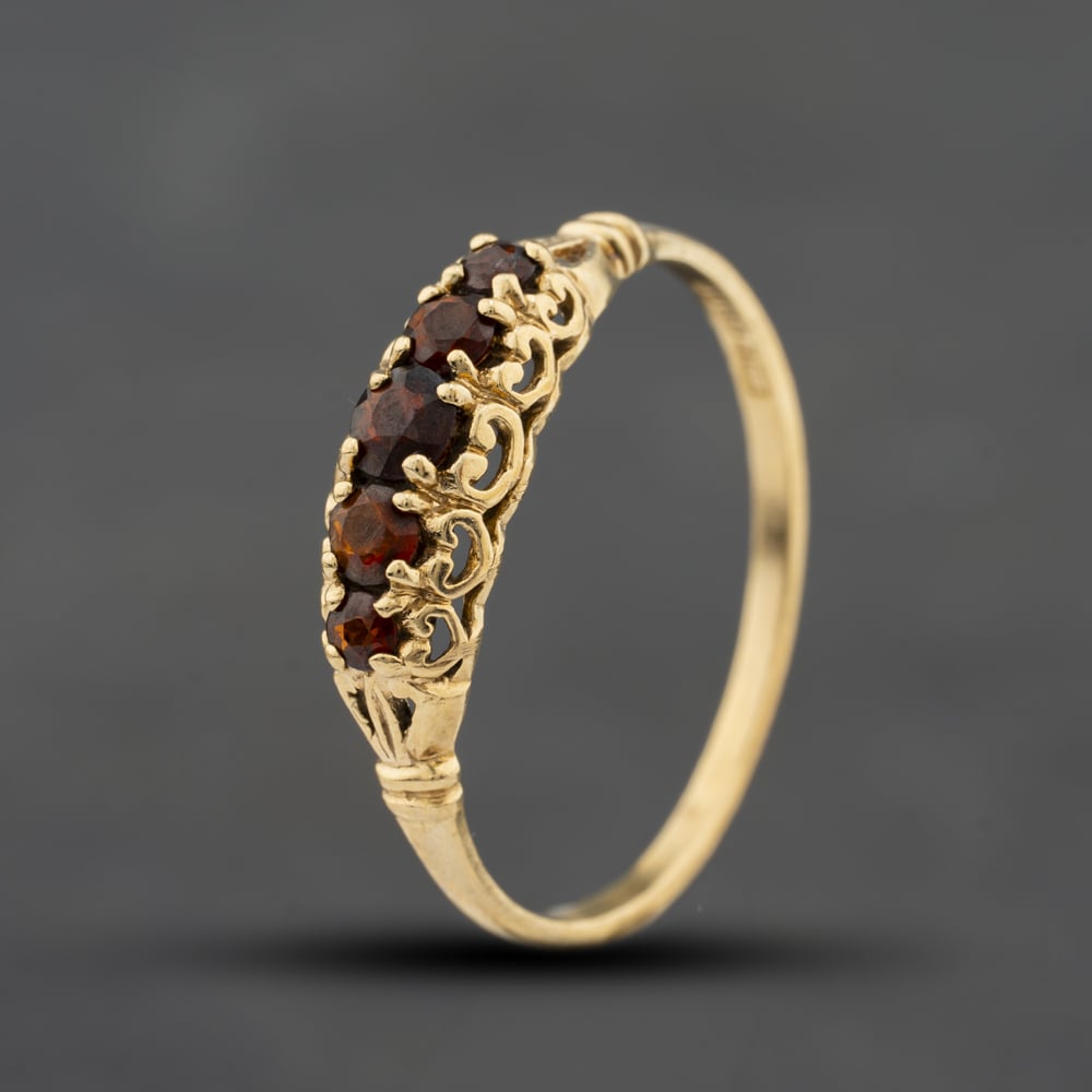 Pre-Owned 9ct Yellow Gold Garnet Five Stone Ring 41104743