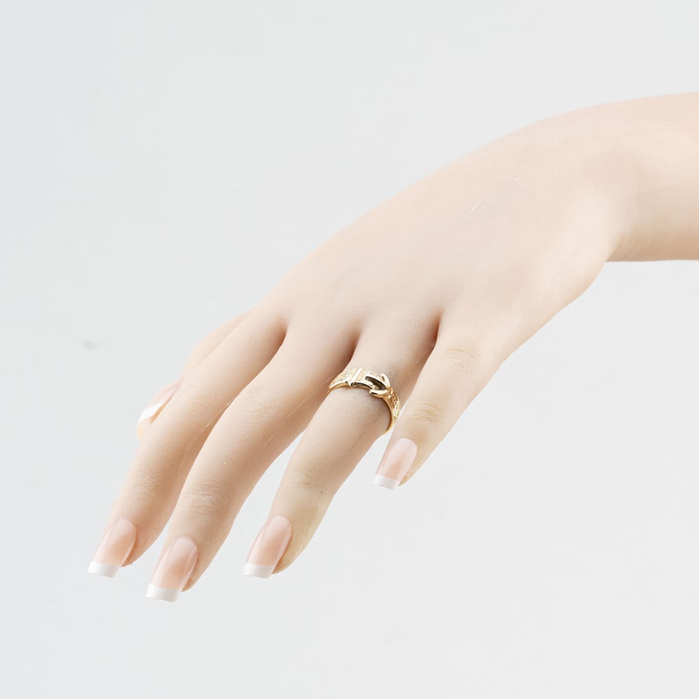 Pre-Owned 9ct Yellow Gold Patterned Buckle Ring 41104747
