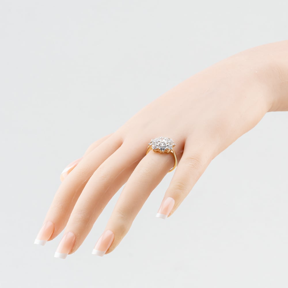 Pre-Owned 9ct Yellow Gold White Sapphires Large Snowflake Dress Ring 41104816