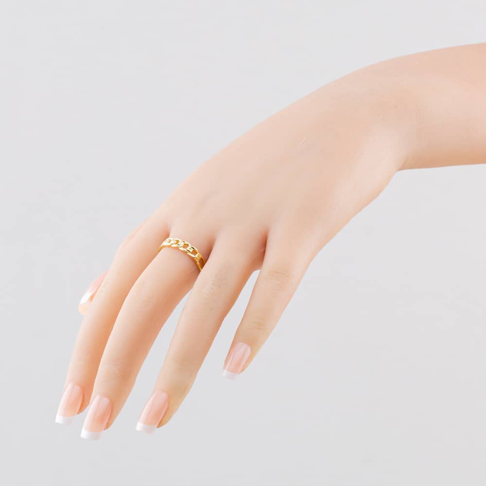 Pre-Owned 9ct Yellow Gold Openwork Curb Signet Ring 41104874