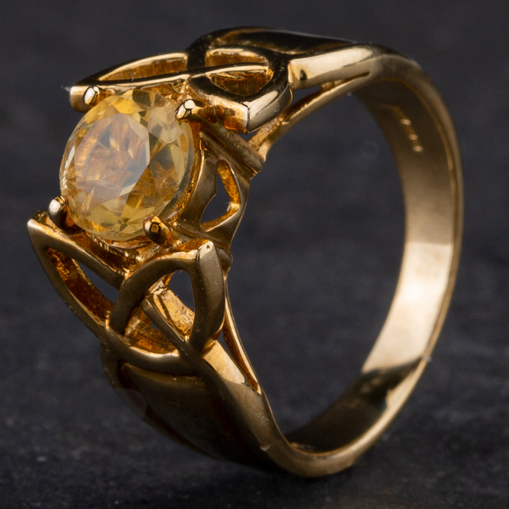 Product photograph of Pre-owned 9ct Yellow Gold Citrine Dress Ring 4110874 from The Jewel Hut