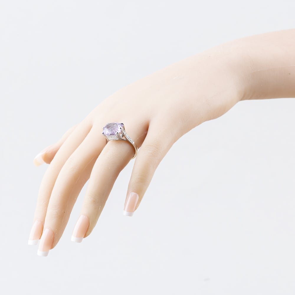 Pre-Owned 18ct White Gold 0.21ct Brilliant Cut 7.15ct Kunzite Cluster Ring 41121036