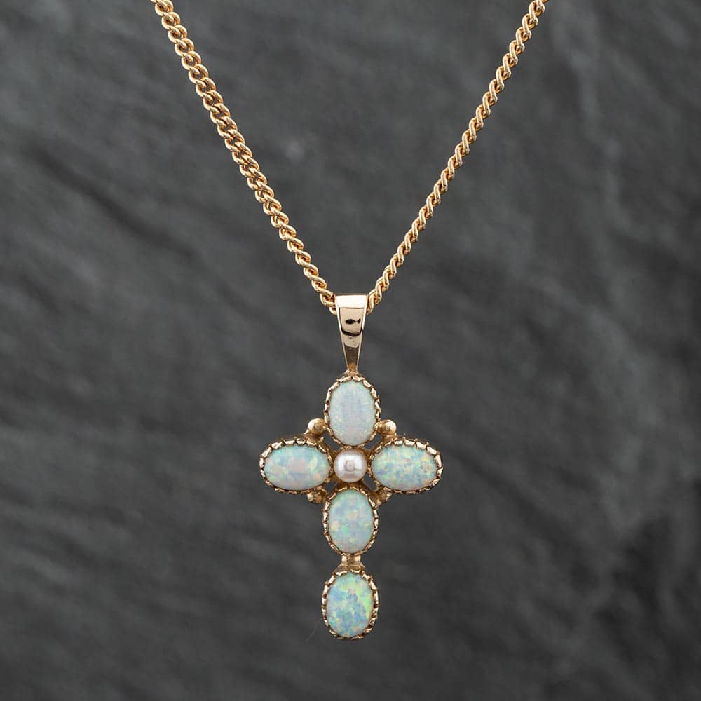 Product photograph of Pre-owned 9ct Yellow Gold Opal Amp Cultured Pearl Cross Pendant Amp 18 Inch Curb Chain 41141459 from The Jewel Hut