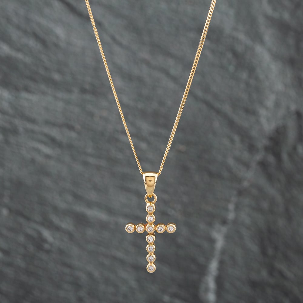 Pre-Owned 9ct Yellow Gold Cubic Zirconia Bubble Cross Pendant &am