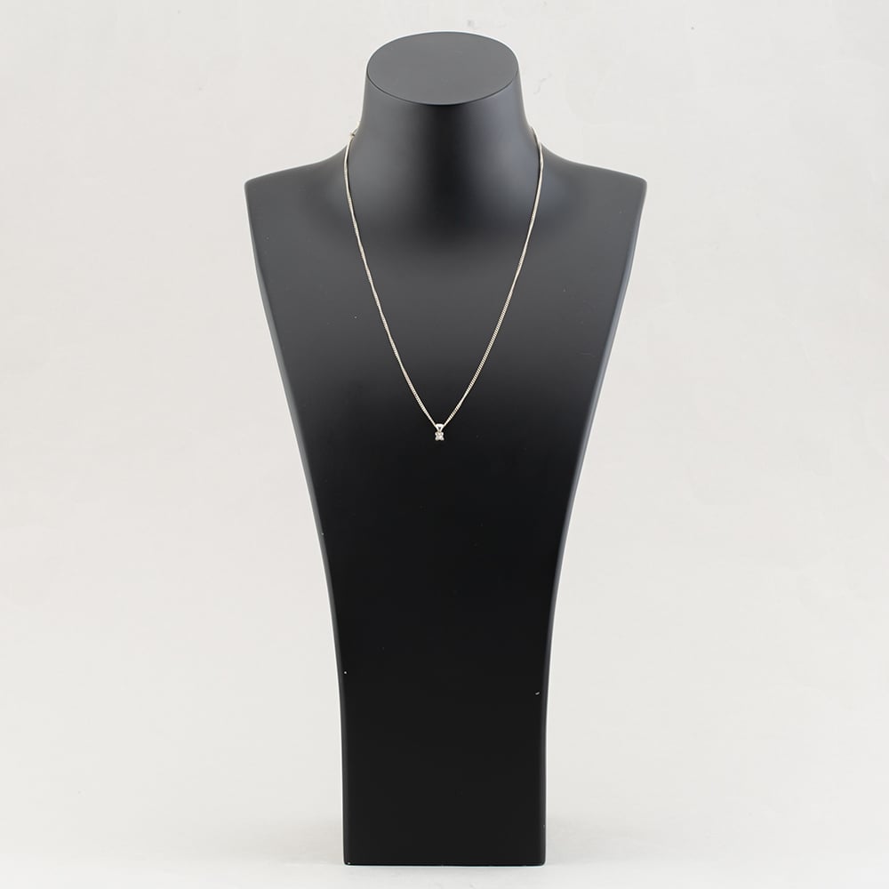 Pre-Owned 9ct White Gold Diamond Pendant & 20 Inch Curb Chain 41142086