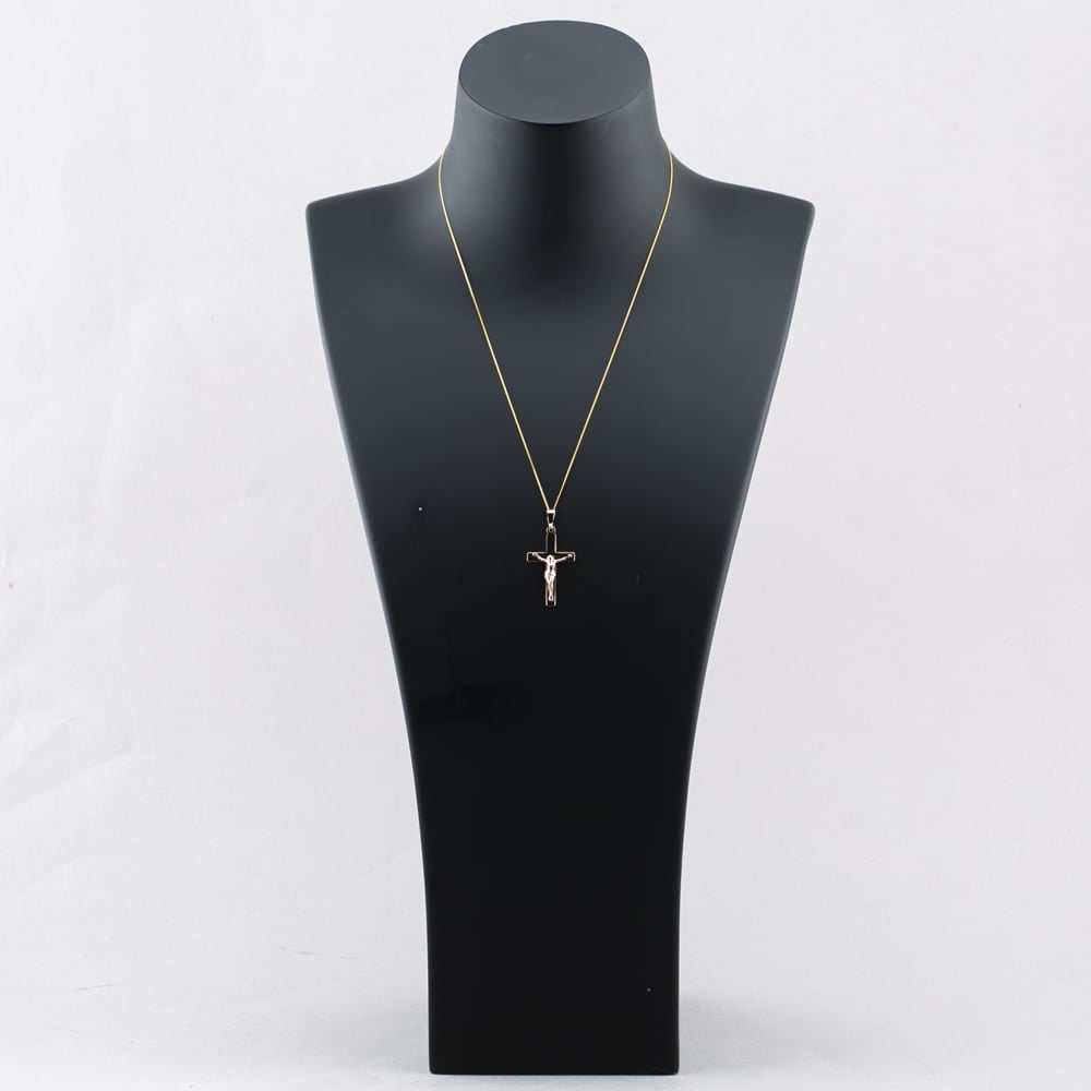 Pre-Owned 9ct Yellow Gold Crucifix Cross Pendant & 18 Inch Curb Chain 41142599
