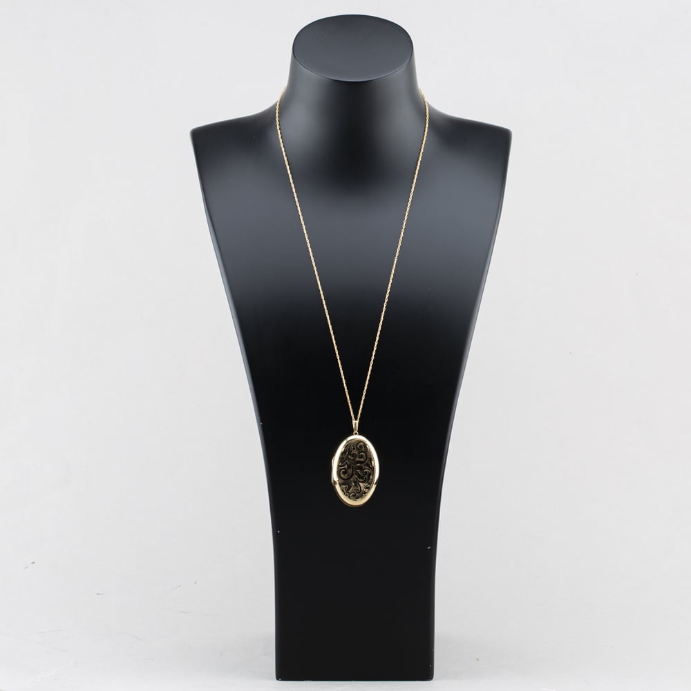 Pre-Owned 9ct Yellow Gold Large Oval Hand Engraved Locket Pendant & 22 Inch Prince Of Wales Chain 41142767