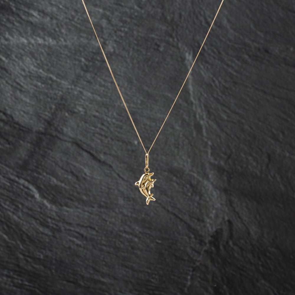 Pre-Owned Yellow Gold Dolphins Pendant &amp; 18 Inch Curb Chain 41142795