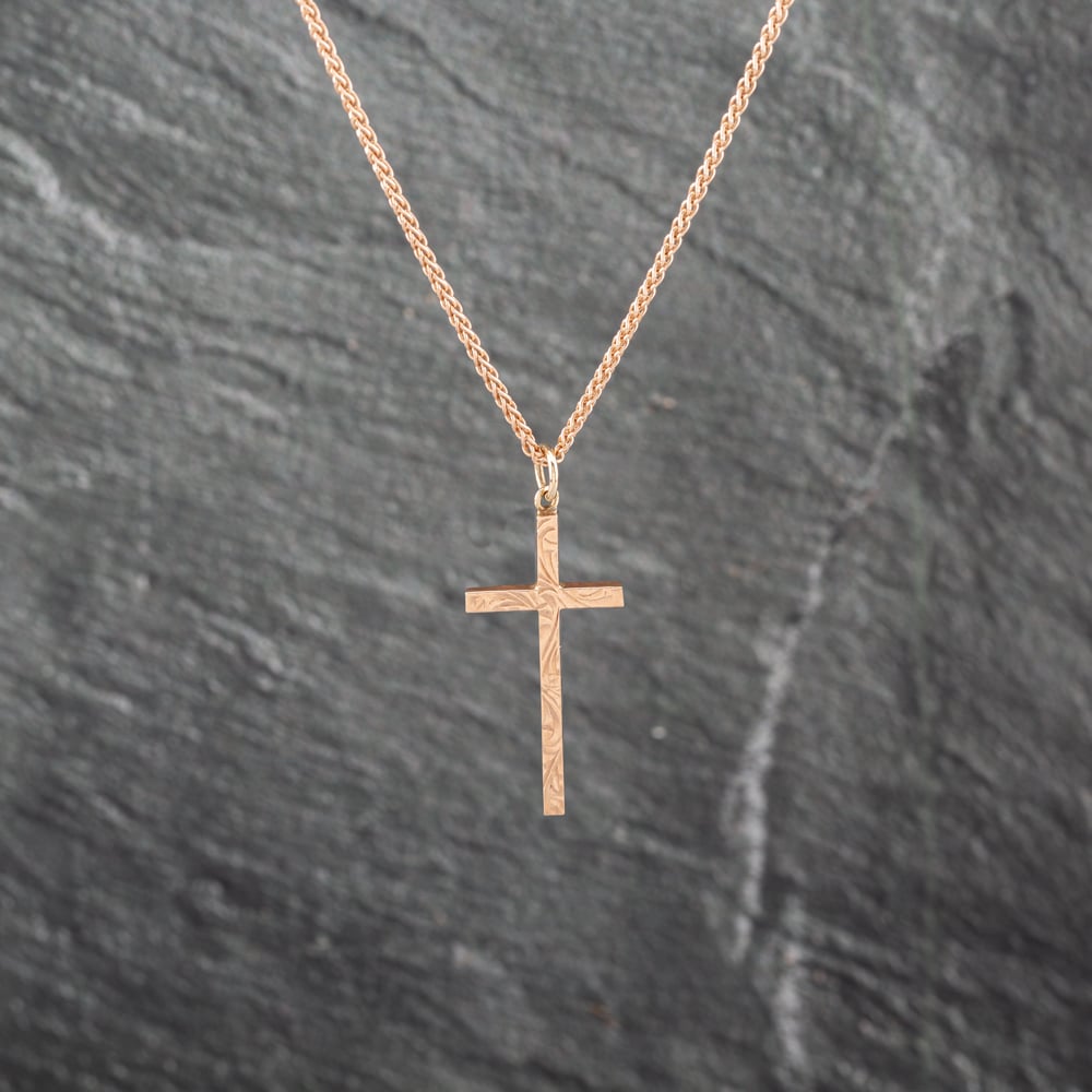 Pre-Owned 9ct Rose Gold Engraved Cross Pendant &amp; 18 Inch Curb Chain 41143050
