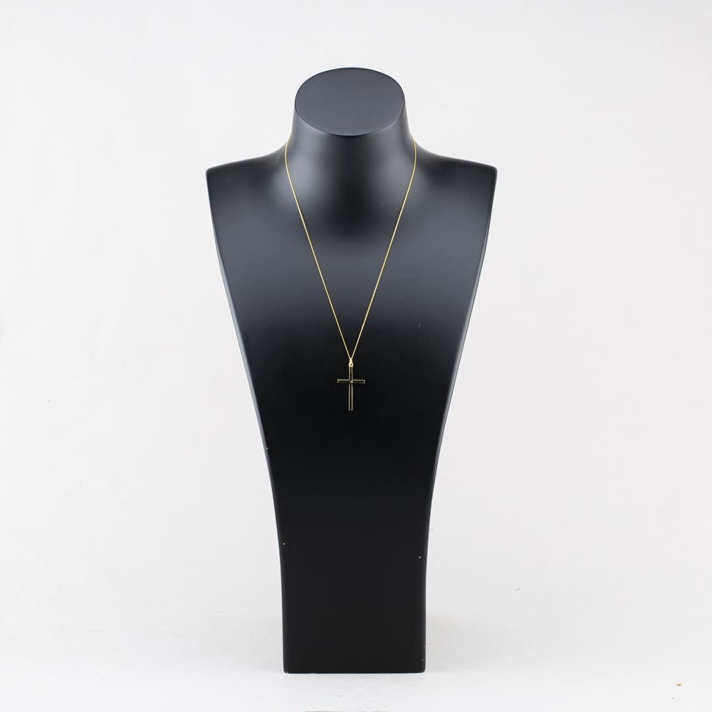 Pre-Owned 9ct Yellow Gold Plain Millenium Cross Pendant & 18 Inch Curb Chain 41143053