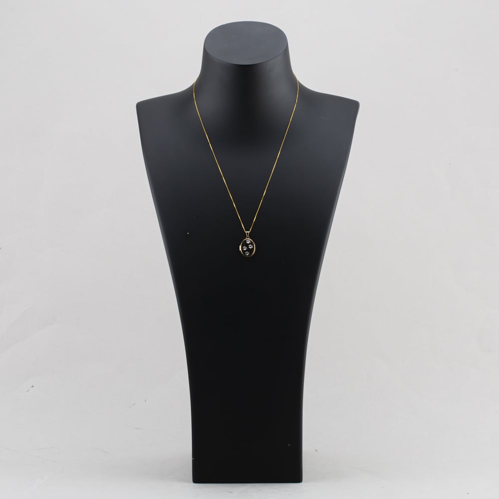 Pre-Owned 9ct Two Colour Gold Paw Prints Oval Locket Pendant & 18 Inch Curb Chain 41143129