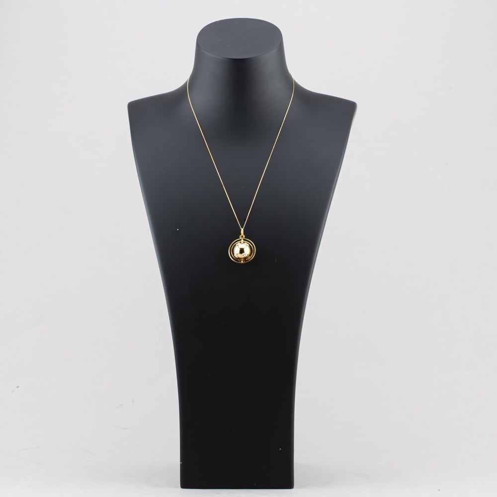 Pre-Owned Vintage Two Colour Gold Swivel Ball Pendant & 18 Inch Curb Chain 41143185