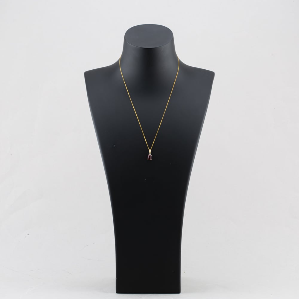 Pre-Owned 9ct Yellow Gold Synthetic Ruby & 0.01ct Diamond Oblong Pendant & 18 Inch Curb Chain 41143211