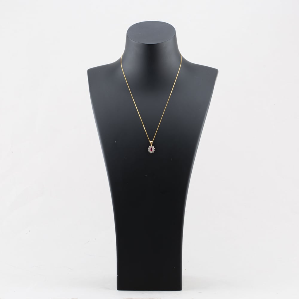 Pre-Owned 9ct Yellow Gold Synthetic Stone & 0.03ct Diamond Flower Pendant & 18 Inch Curb Chain 41143222