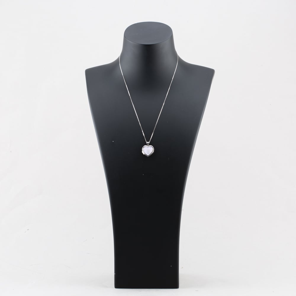 Pre-Owned 9ct White Gold Pink Heart Pendant & 18 Inch Curb Chain 41143229