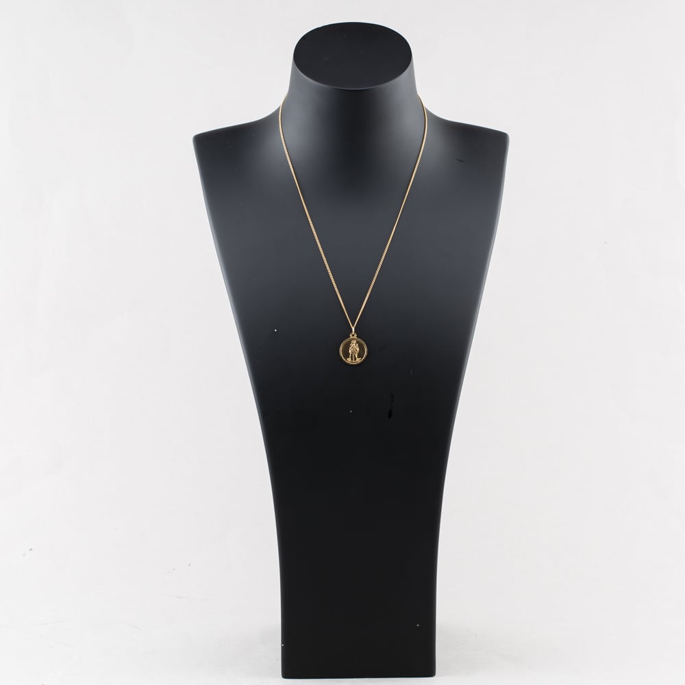 Pre-Owned 9ct Yellow Gold Round St Christopher Pendant & 18 Inch Curb Chain 41143253