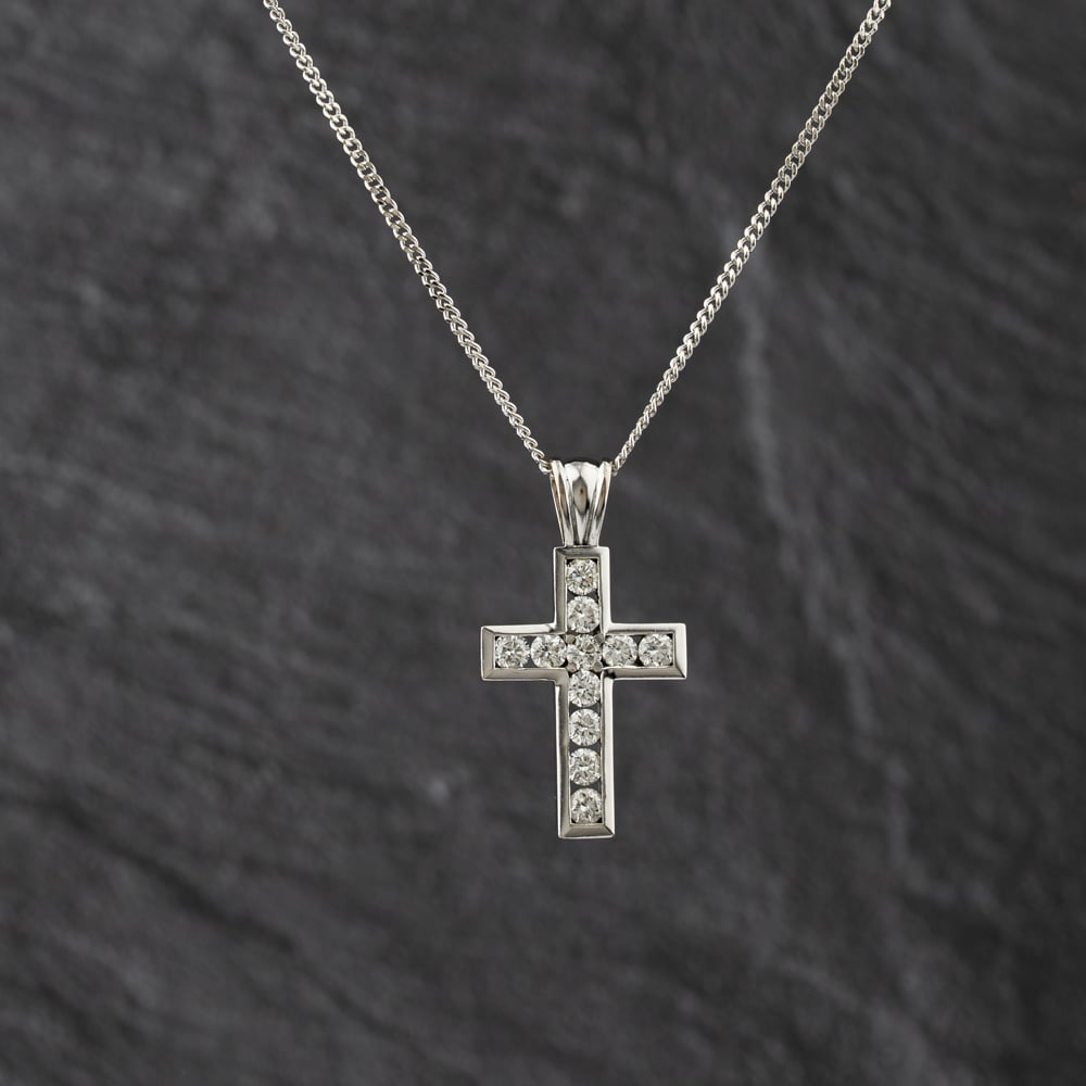 Pre-Owned 18ct White Gold 1.00ct Brilliant Cut Diamond Channel Set Cross Pendant &amp; 18 Inch Curb Chain 41143340