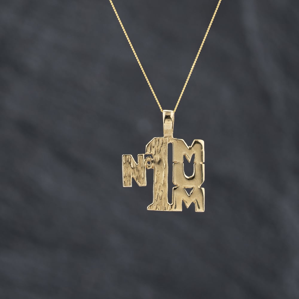 Pre-Owned 9ct Yellow Gold Number One Mum Pendant &amp; 18 Inch Curb Chain 41143420