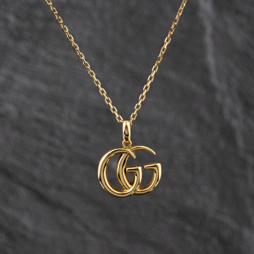 Pre-Owned 18ct Yellow Gold Gucci Gg Pendant &amp; Adjustable Trace Chain 41143435