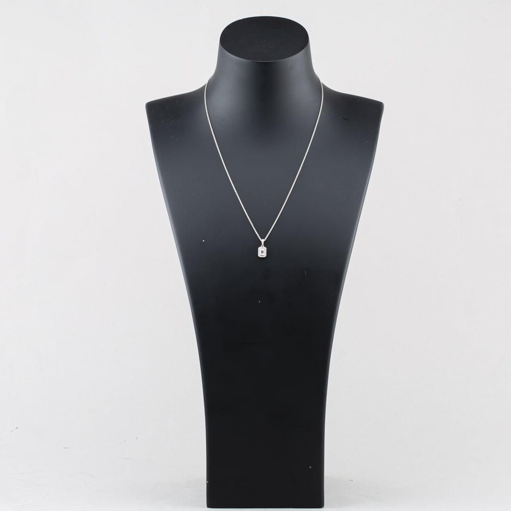 Pre-Owned 18ct White Gold Diamond Cluster Pendant & 18 Inch Trace Chain 41143436
