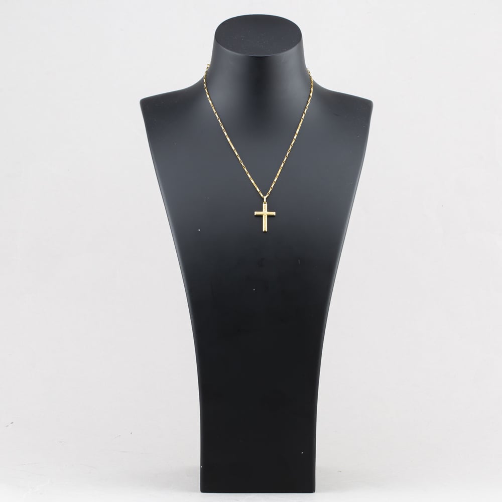 Pre-Owned 9ct Yellow Gold Engraved Cross Pendant & 16 Inch Paper Link Chain 41143444