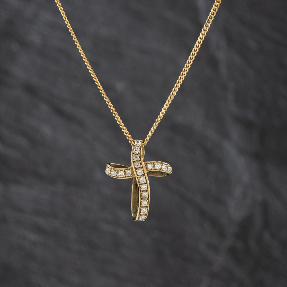 Pre-Owned 9ct Yellow Gold Cubic Zirconia Set Cross Pendant &amp; 16 Inch Curb Chain 41143464