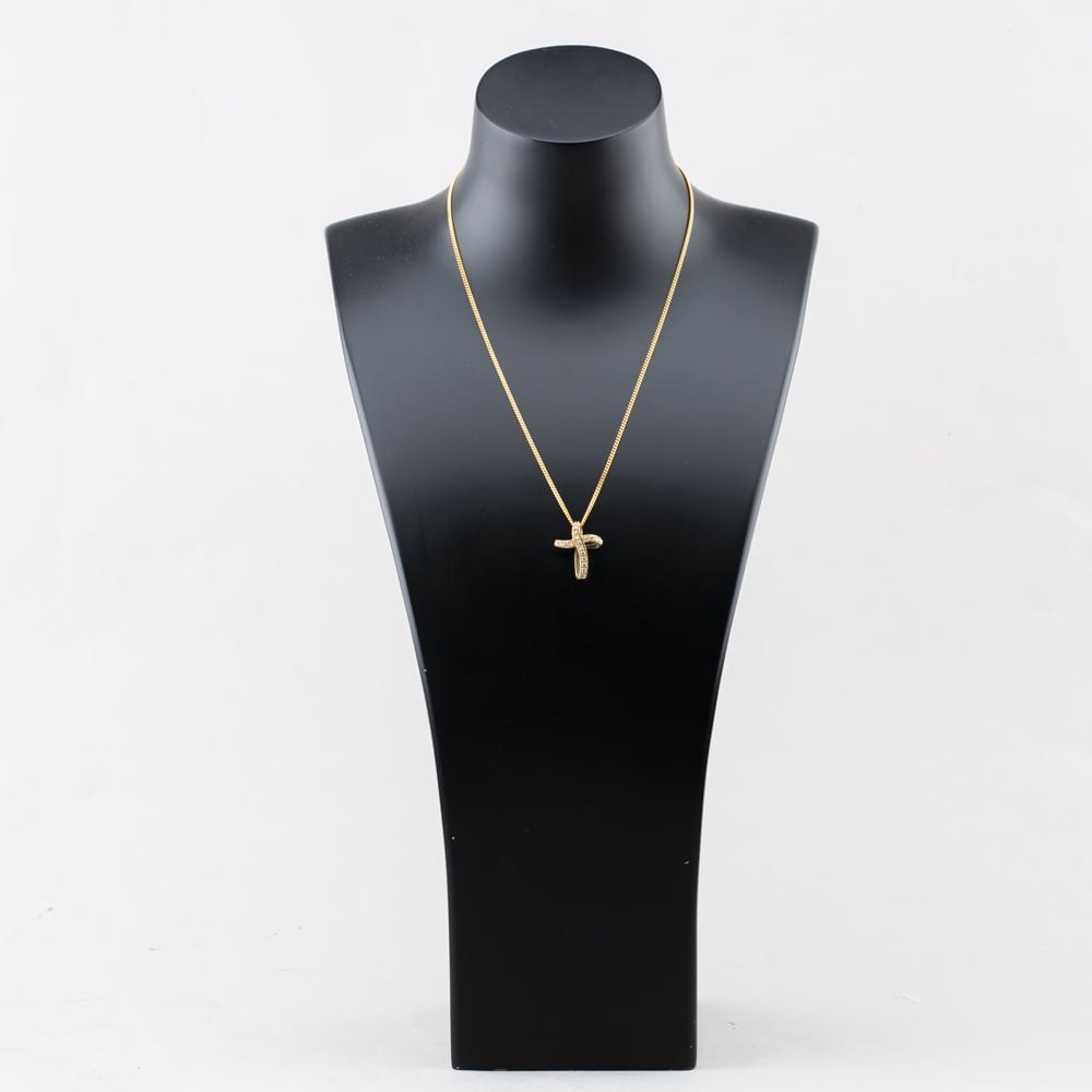 Pre-Owned 9ct Yellow Gold Cubic Zirconia Set Cross Pendant & 16 Inch Curb Chain 41143464