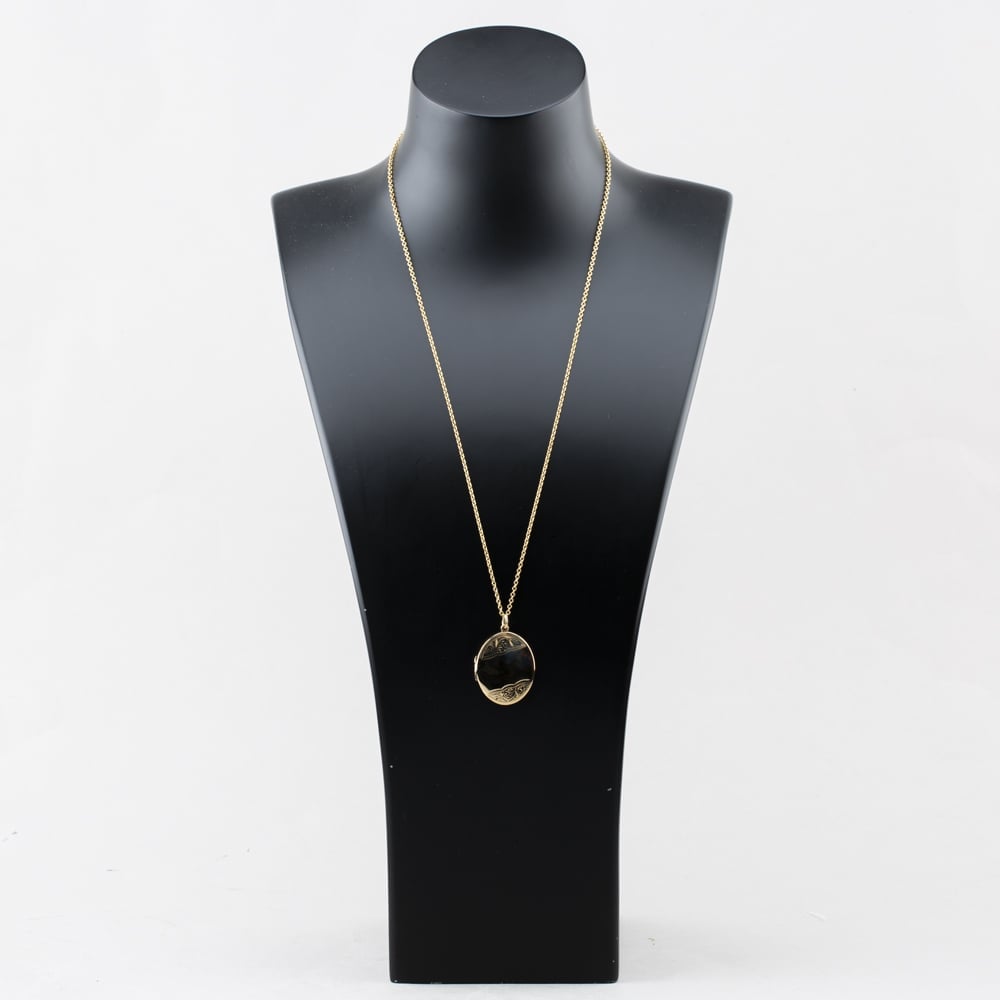Pre-Owned Vintage 9ct Yellow Gold Half Engraved Oval Locket Pendant & 22 Inch Trace Chain 41143483