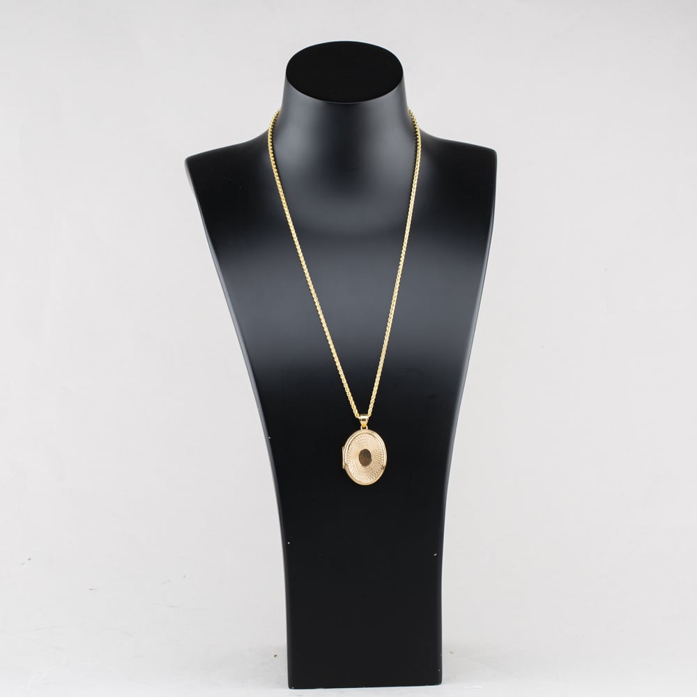 Pre-Owned 9ct Yellow Gold Large Oval Locket Pendant & 22 Inch Foxtail Chain 41143498