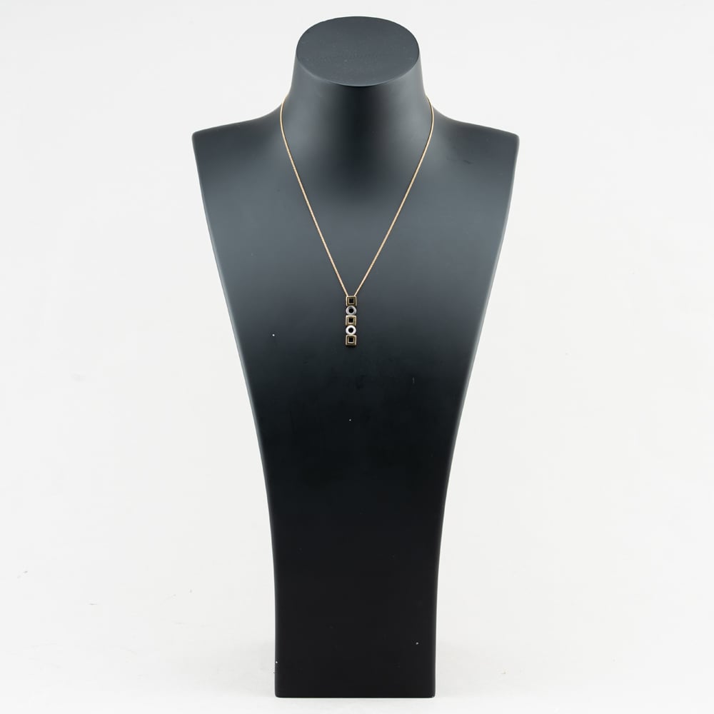 Pre-Owned 9ct Two Colour Gold Square And Circle Pendant & 16 Inch Curb Chain 41143581
