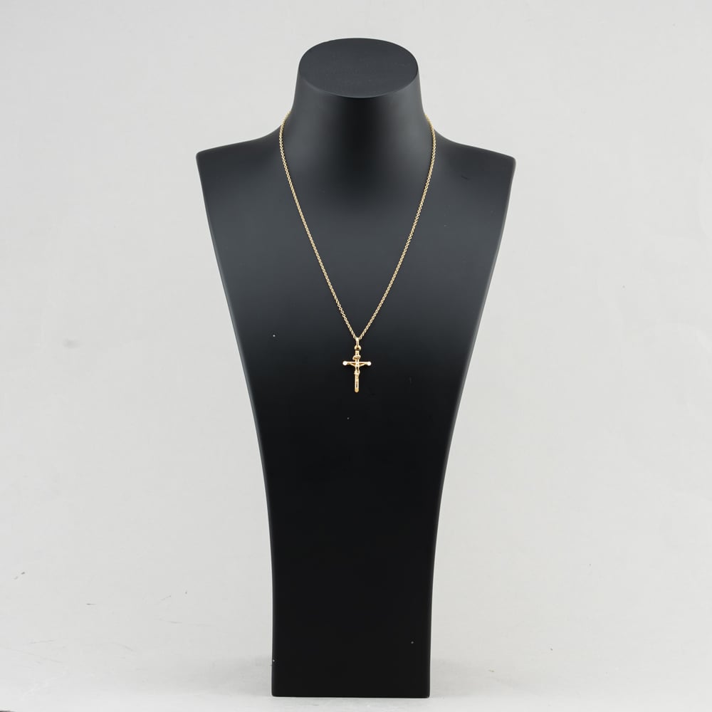 Pre-Owned 9ct Yellow Gold Crusifix Cross Pendant & 18 Inch Trace Chain 41143597