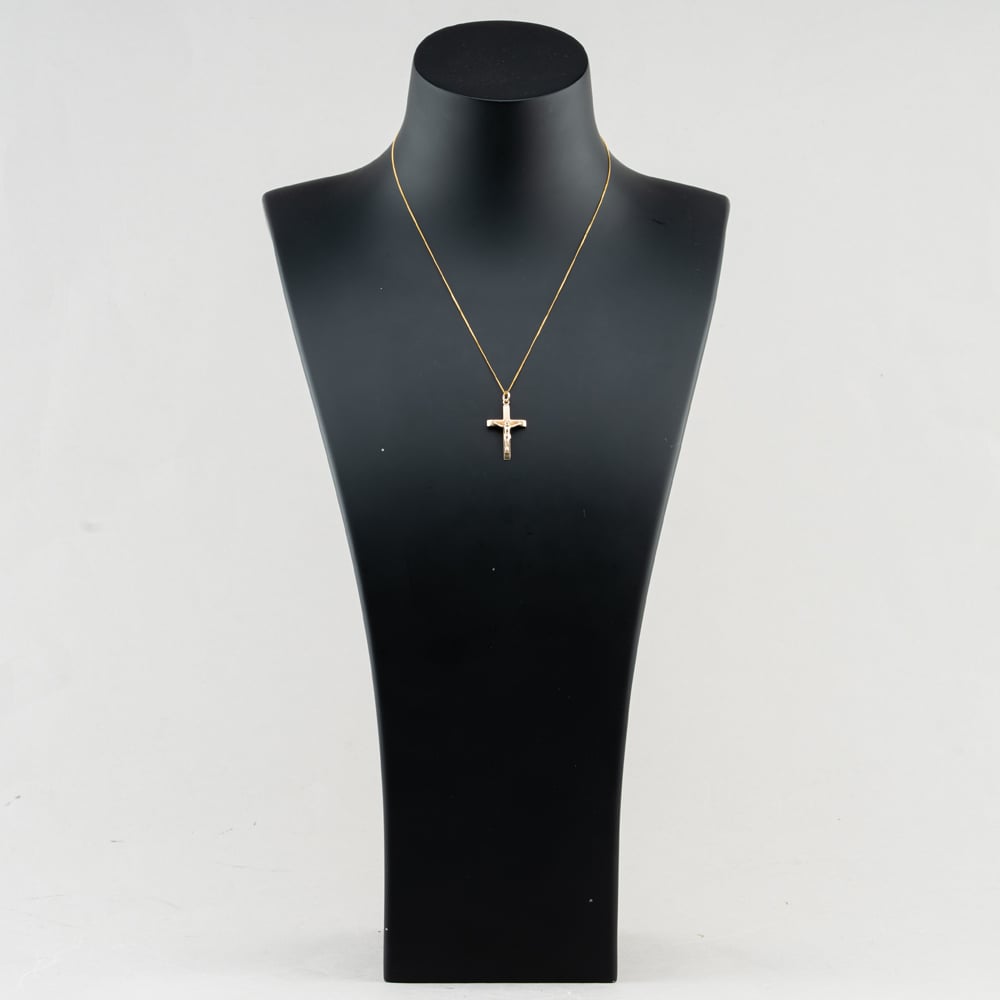 Pre-Owned Yellow Gold Crucifix Cross Pendant & 18 Inch Curb Chain 41143613
