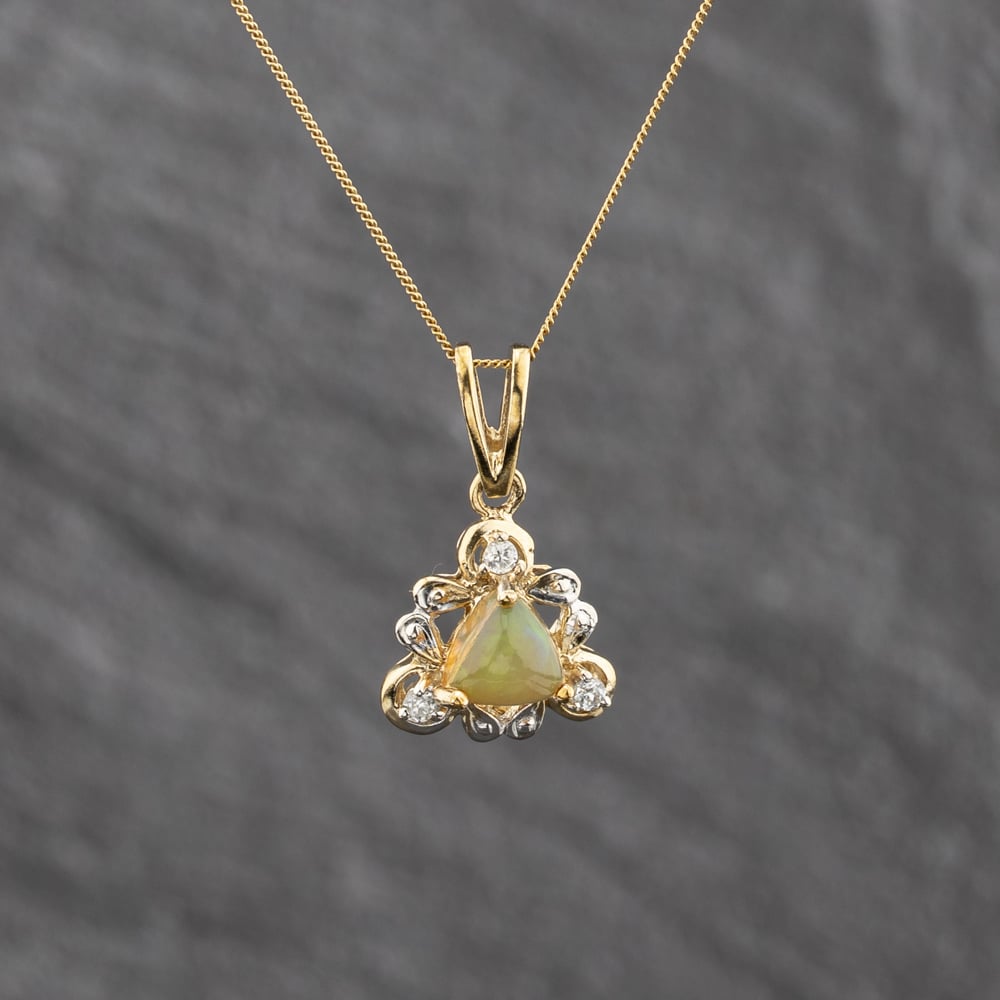 Pre-Owned 9ct Yellow Gold Ethiopian Opal &amp; White Zircon Triangular Pendant &amp; 20 Inch Curb Chain 41143628