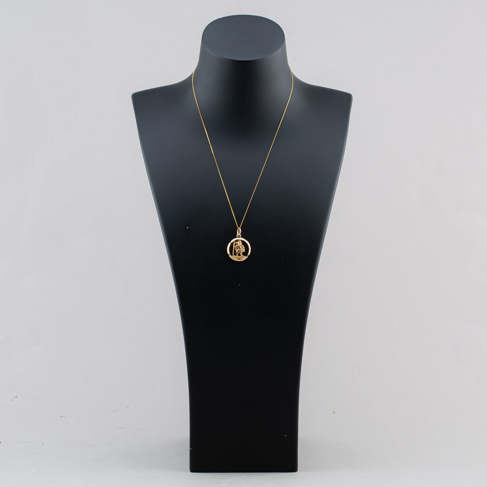 Pre-Owned 9ct Yellow Gold Openwork Round St Christopher Pendant & 18 Inch Curb Chain 41143647