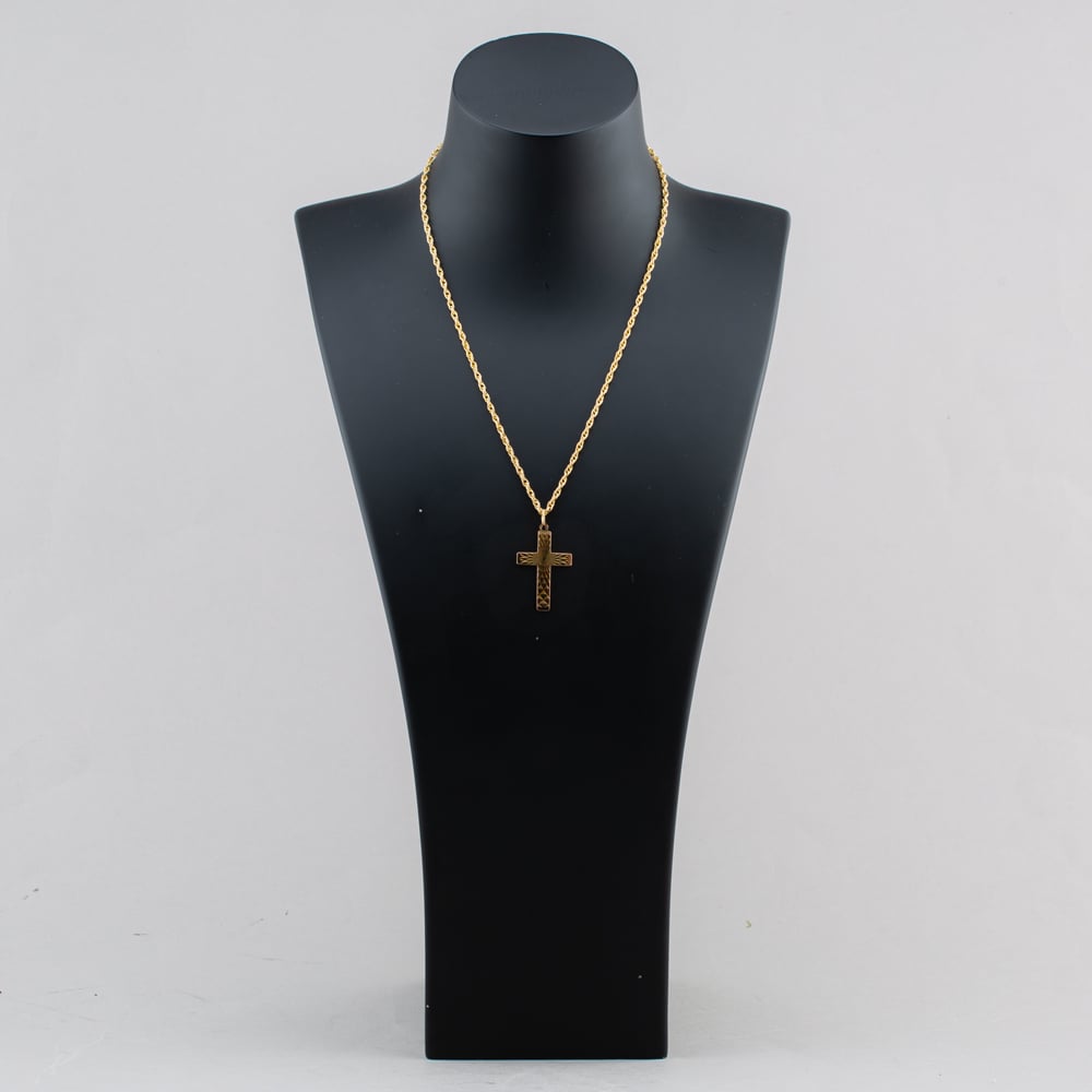Pre-Owned 9ct Yellow Gold Patterned Cross Pendant & 18 Inch Prince Of Wales Chain 41143657